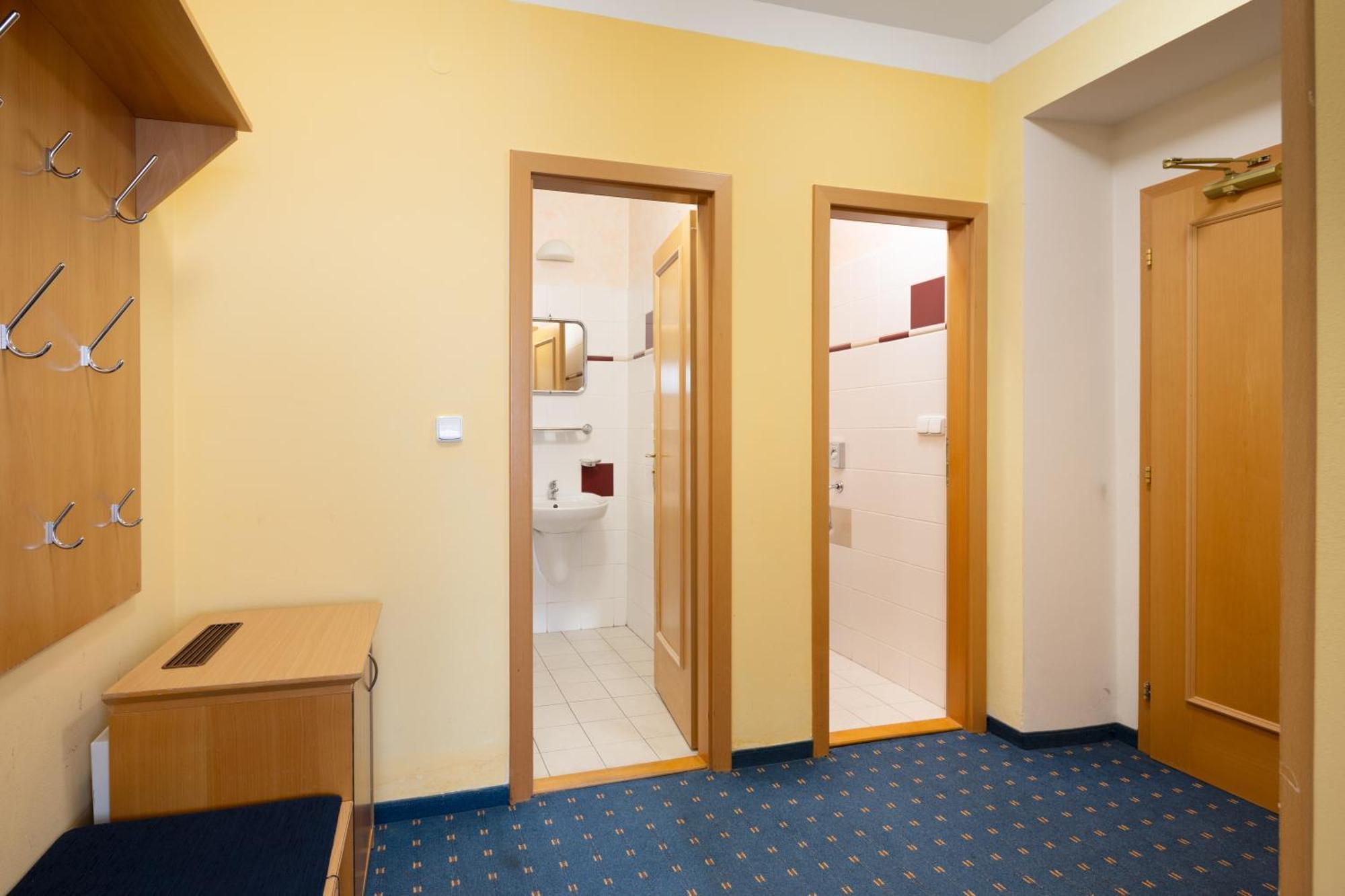 Wellness Jean De Carro Hotel 4*