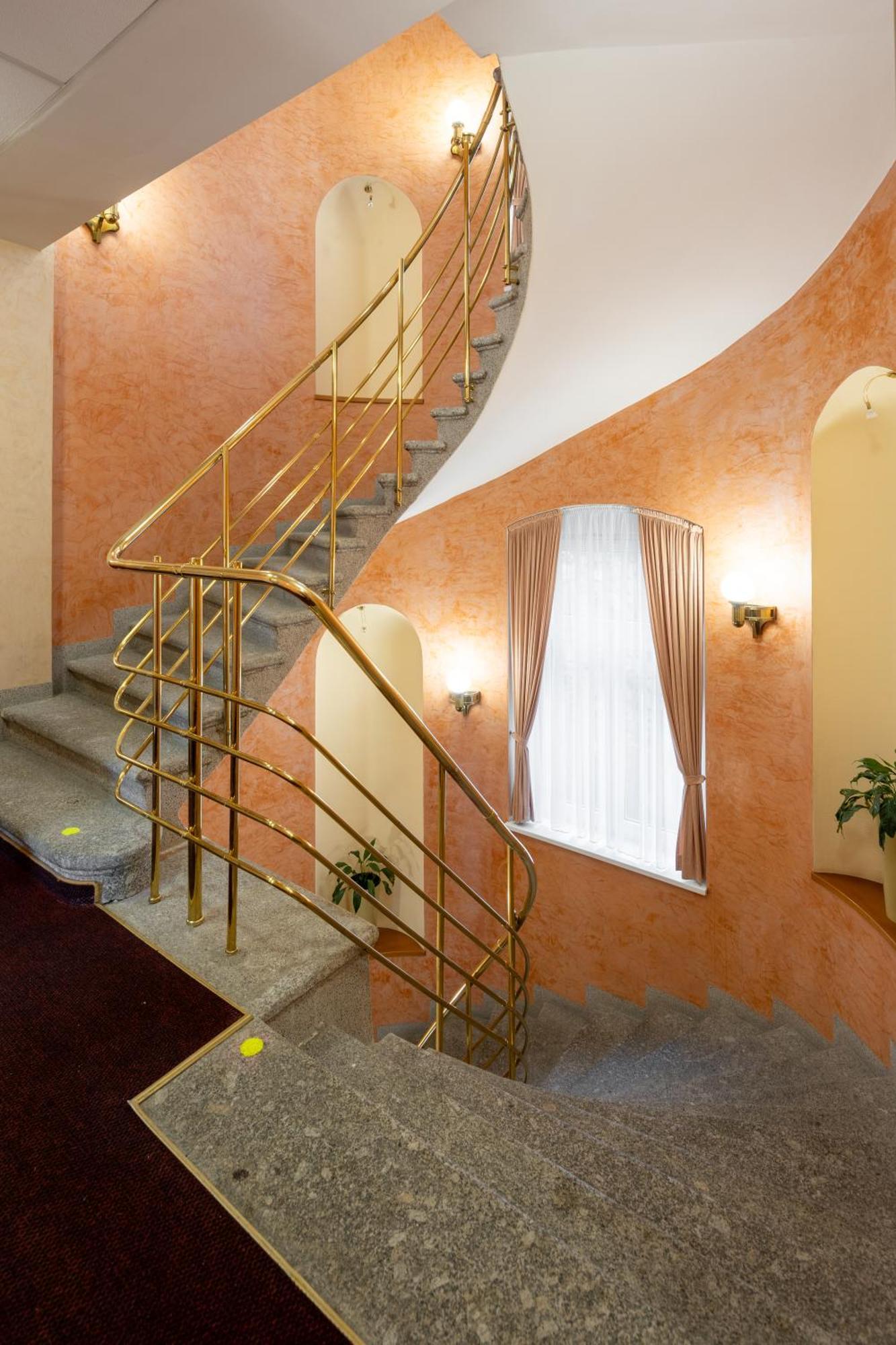 Wellness Jean De Carro Karlovy Vary