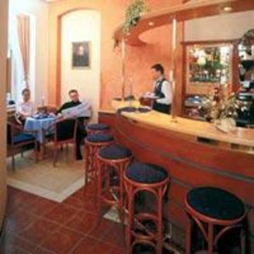 Hotel Wellness Jean De Carro 4*